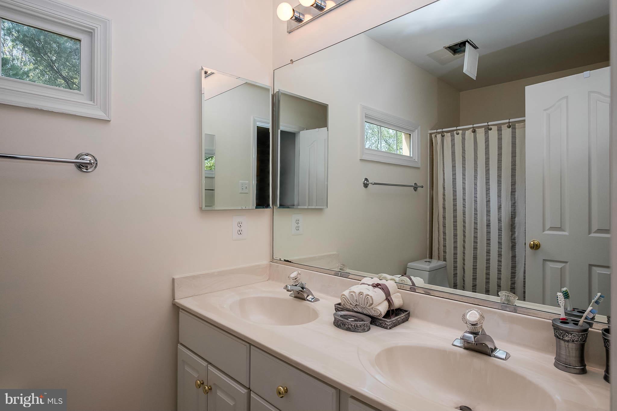 6213 Brooklyn Bridge Road Laurel, MD 20707 - Photo 20 of 30 Bath