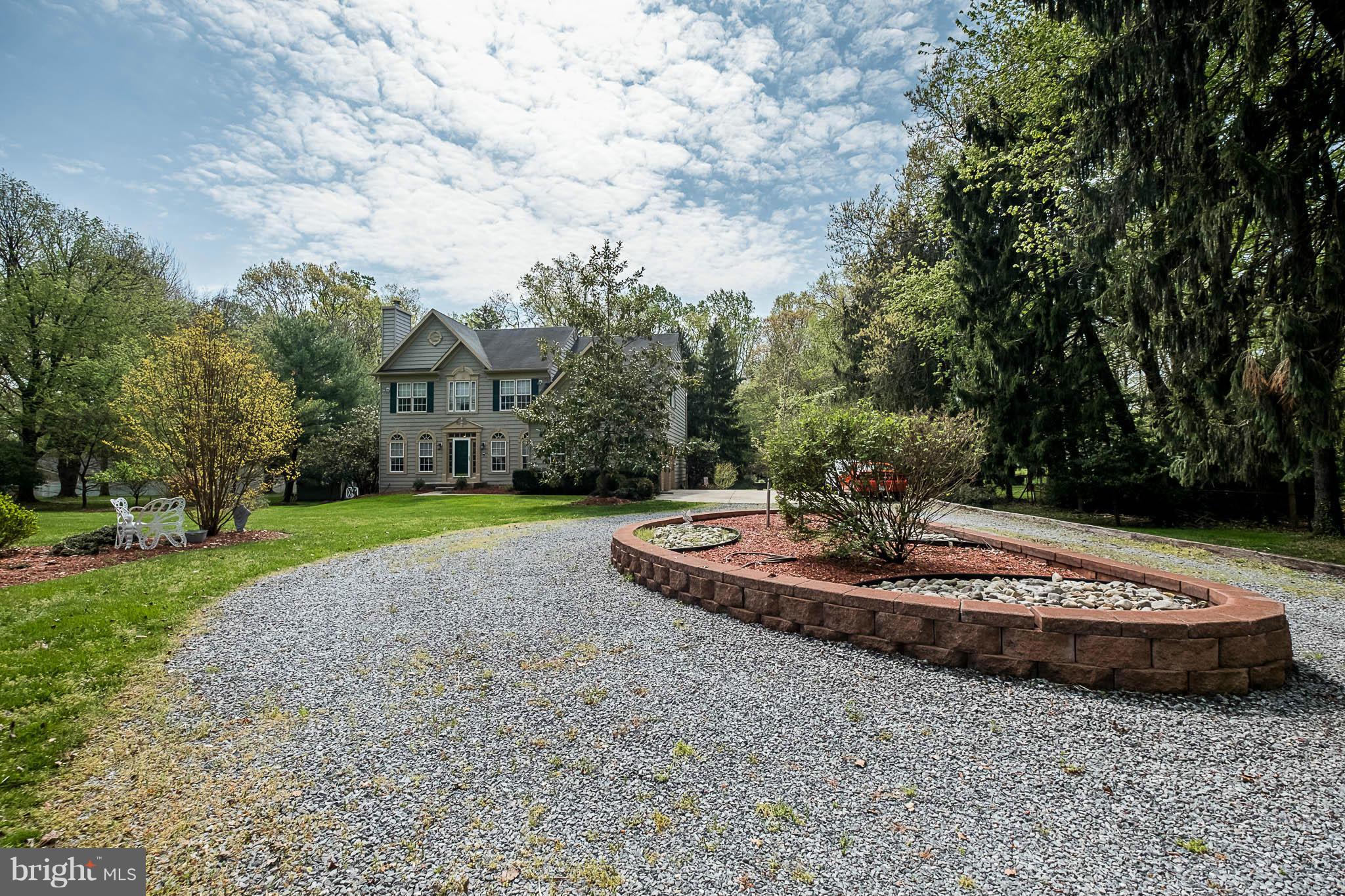 6213 Brooklyn Bridge Road Laurel, MD 20707 - Photo 3 of 30 Circular Drive