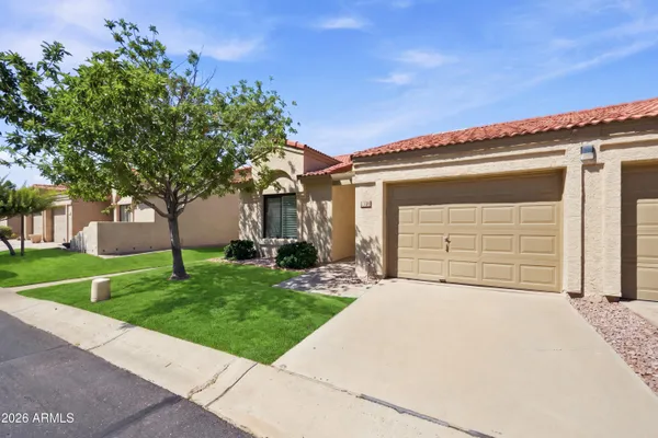 $289,000 | 1021 South Greenfield Road, Unit 1157, Mesa, AZ 85206