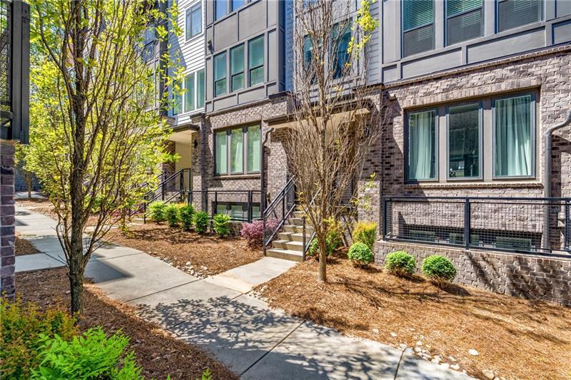 383 Pratt Drive, Unit 504 Atlanta, GA 30315 - Photo 2 of 48 a front view of a house