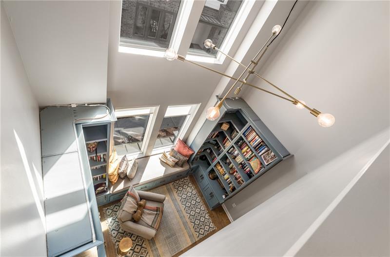 383 Pratt Drive, Unit 504 Atlanta, GA 30315 - Photo 9 of 48 a view of entryway