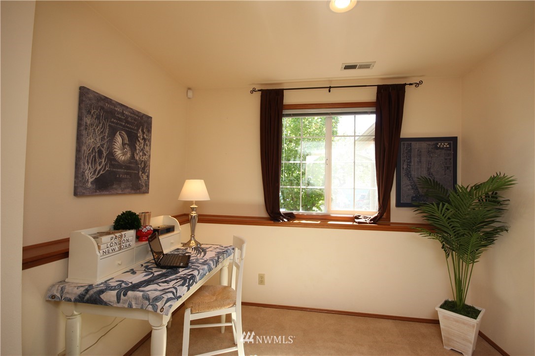 3227 210th Street Southeast Bothell, WA 98021 - Photo 18 of 25
