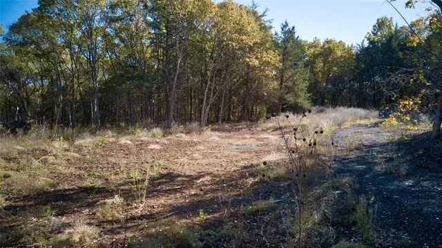 $410,000 | 2624 County Road 2975, Windom, TX 75492