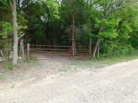 $410,000 | 2624 County Road 2975, Windom, TX 75492