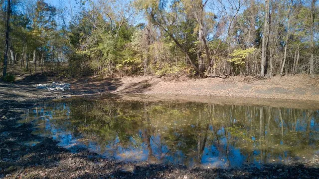 $410,000 | 2624 County Road 2975, Windom, TX 75492