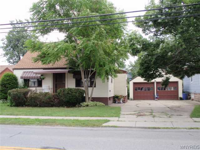 127 Harlem Road West Seneca, NY 14224 - Photo 1 of 1 Exterior Front