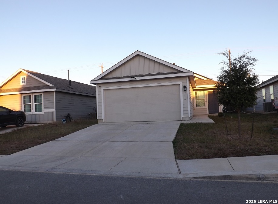 738 Ambush Ridge San Antonio, TX 78220 - Photo 4 of 25