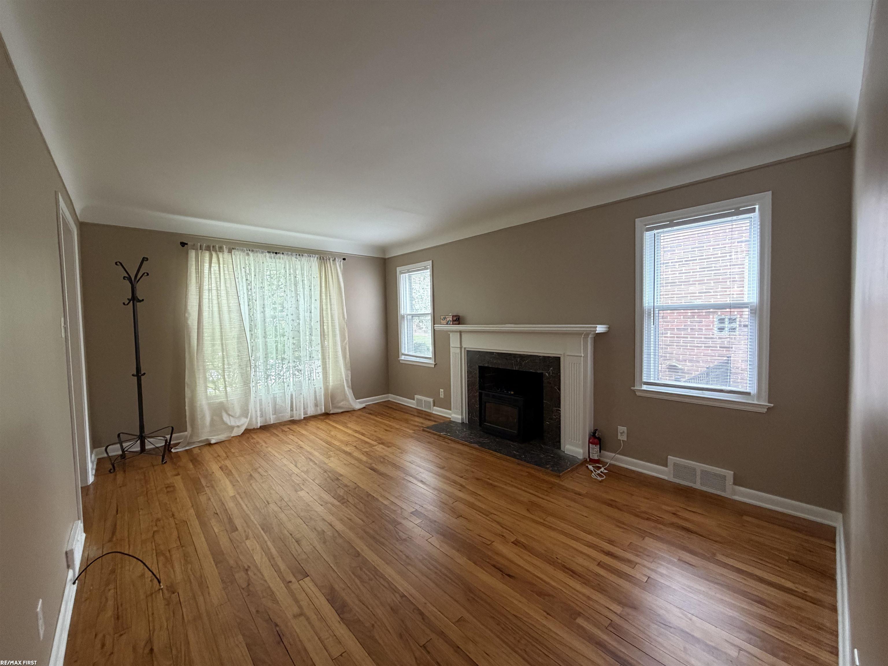 1992 Hawthorne Road Grosse Pointe, MI 48236 - Photo 14 of 14