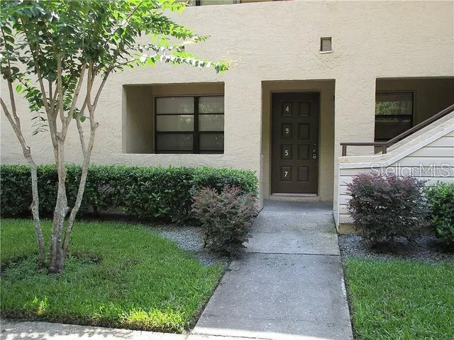 $1,495 | 4957 Puritan Circle, Unit 403, Tampa, FL 33617