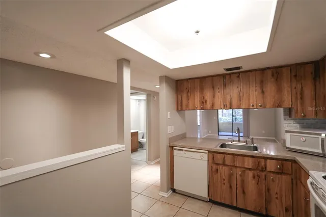 $1,495 | 4957 Puritan Circle, Unit 403, Tampa, FL 33617