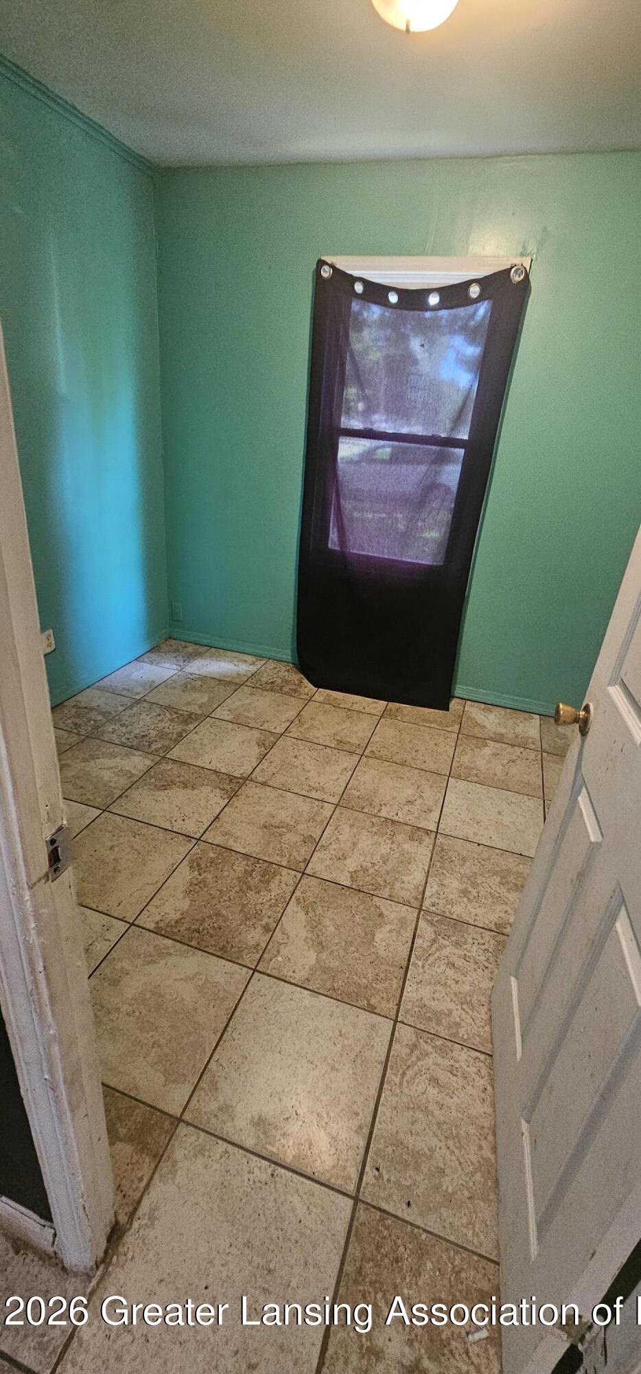 3921 Ingham Street Lansing, MI 48911 - Photo 9 of 11 20260701_140507