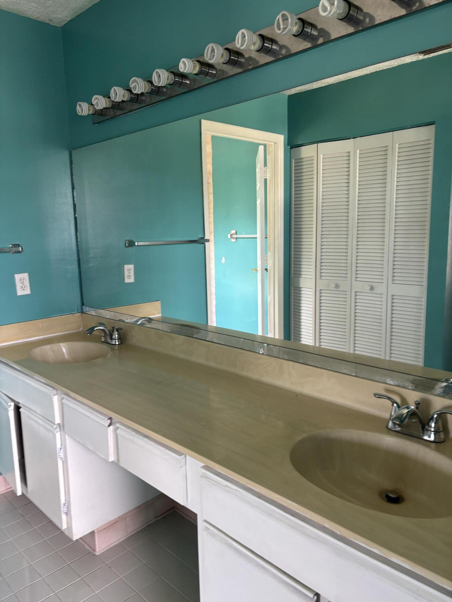 3710 Promenade Way Fort Pierce, FL 34982 - Photo 23 of 26 IMG_2041