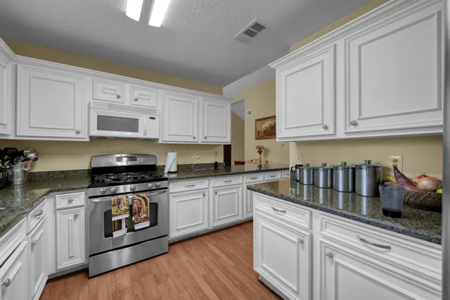 $250,000 | 19718 Brentonridge Lane, Spring, TX 77379