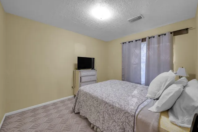 $250,000 | 19718 Brentonridge Lane, Spring, TX 77379