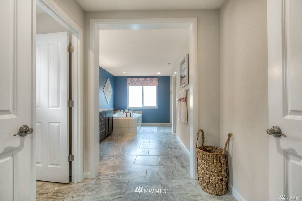 6411 Southeast 5th Place, Unit 10 Renton, WA 98059 - Photo 16 of 24