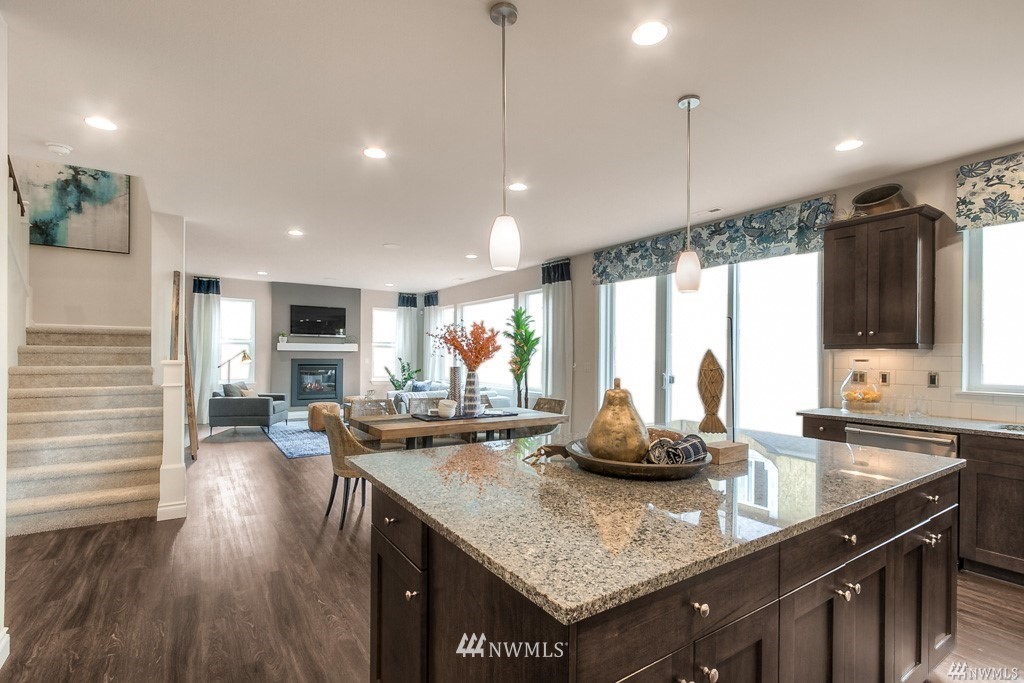 6411 Southeast 5th Place, Unit 10 Renton, WA 98059 - Photo 8 of 24