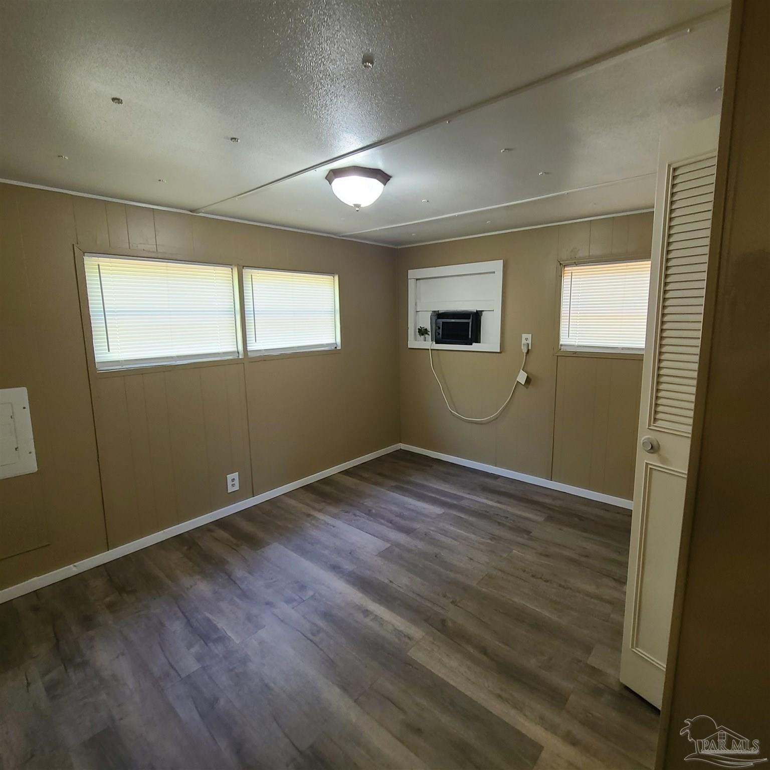 132 Majors Road Pensacola, FL 32503 - Photo 9 of 18 Gallery Image 9