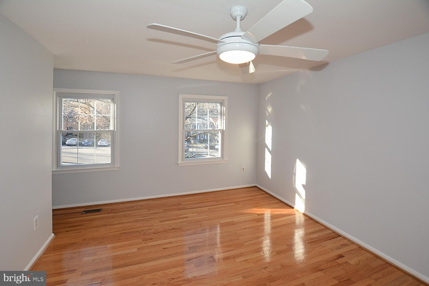 7907 Forest Path Way Springfield, VA 22153 - Photo 15 of 34 MASTER BEDROOM