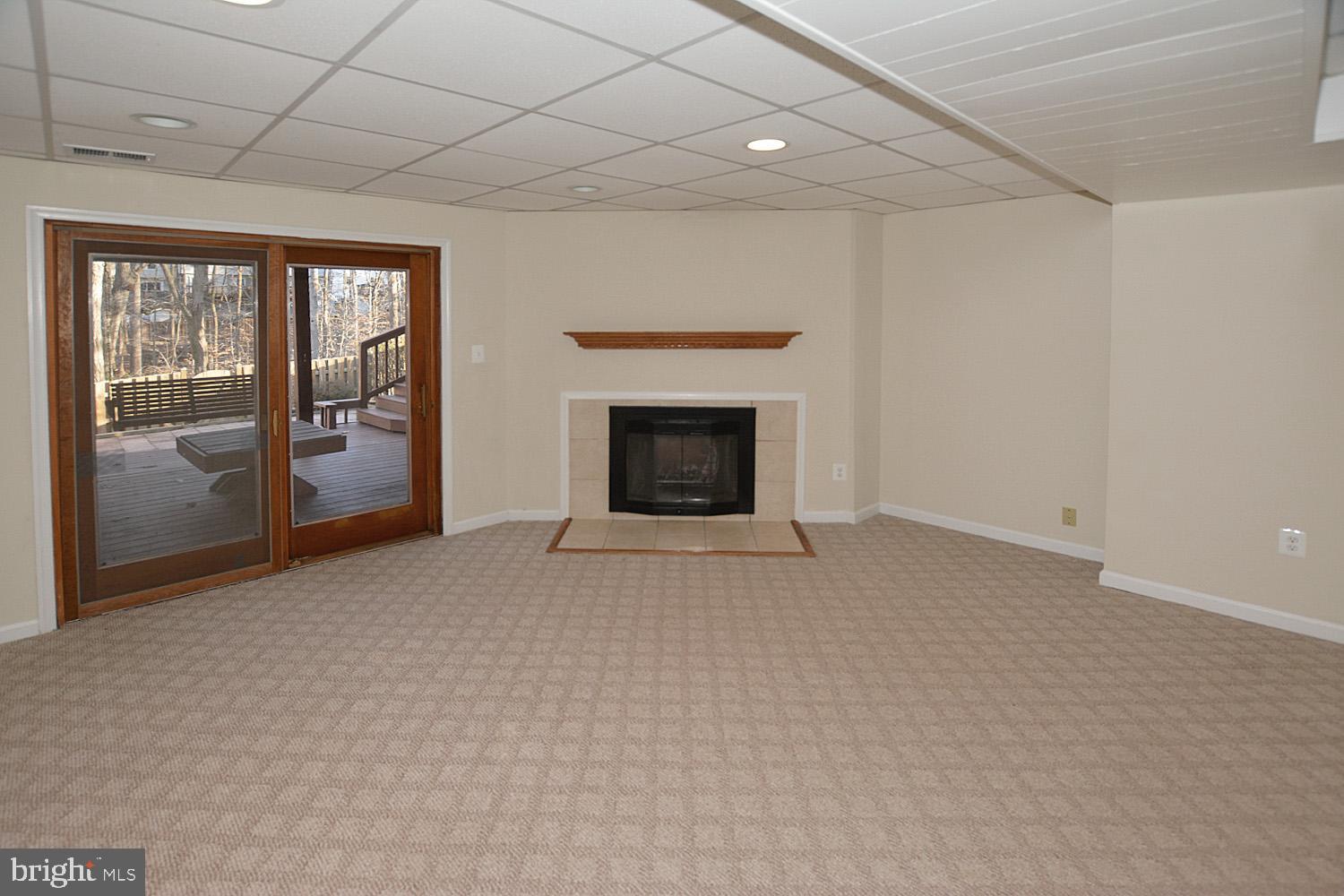 7907 Forest Path Way Springfield, VA 22153 - Photo 21 of 34 FAMILY ROOM