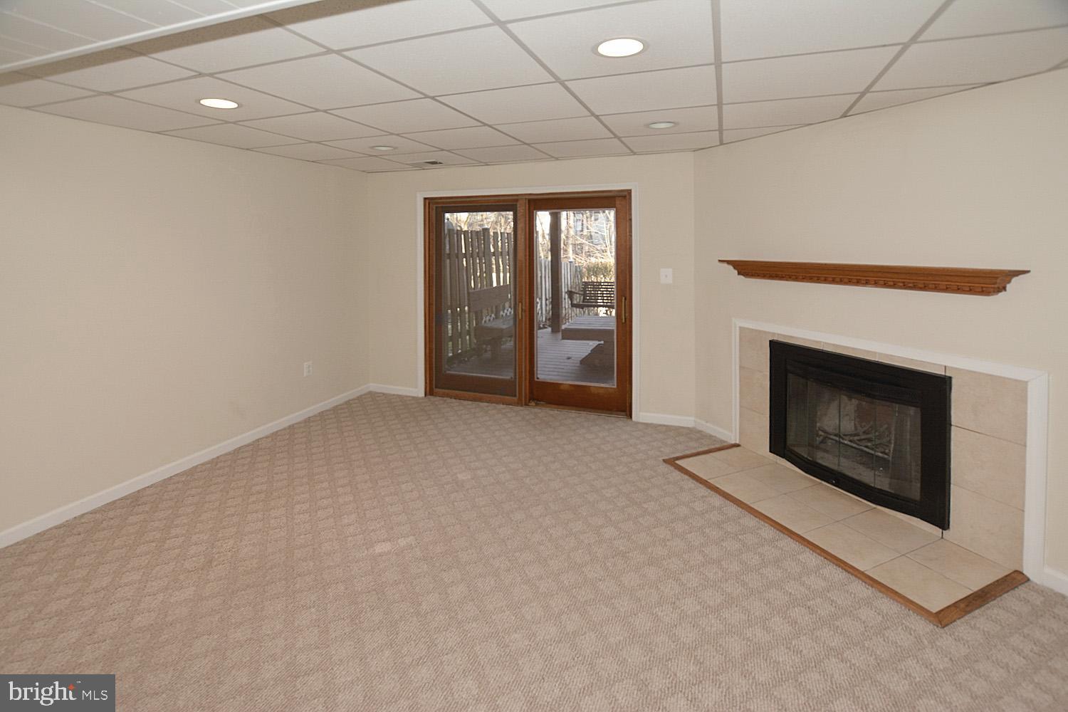7907 Forest Path Way Springfield, VA 22153 - Photo 22 of 34 FAMILY ROOM