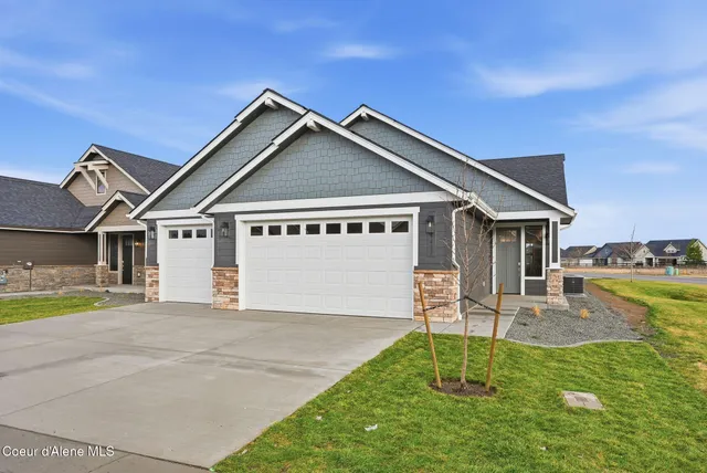 $774,900 | 4417 West Hide Away Lane, Coeur D'Alene, ID 83815