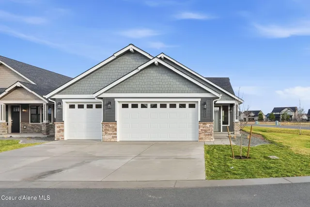 $774,900 | 4417 West Hide Away Lane, Coeur D'Alene, ID 83815