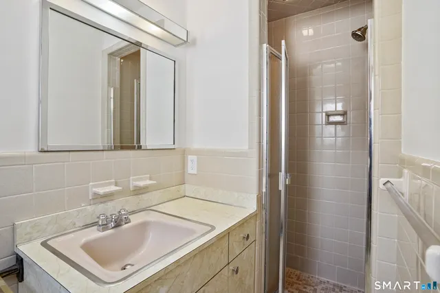 $1,275,000 | 3 Hunt Club Lane, Westport, CT 06880