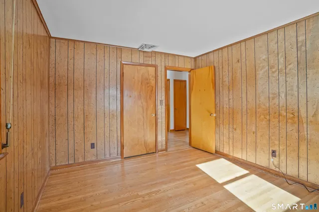 $1,275,000 | 3 Hunt Club Lane, Westport, CT 06880