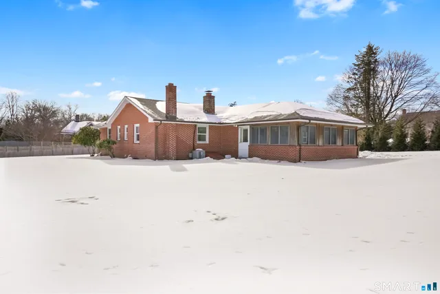 $1,275,000 | 3 Hunt Club Lane, Westport, CT 06880