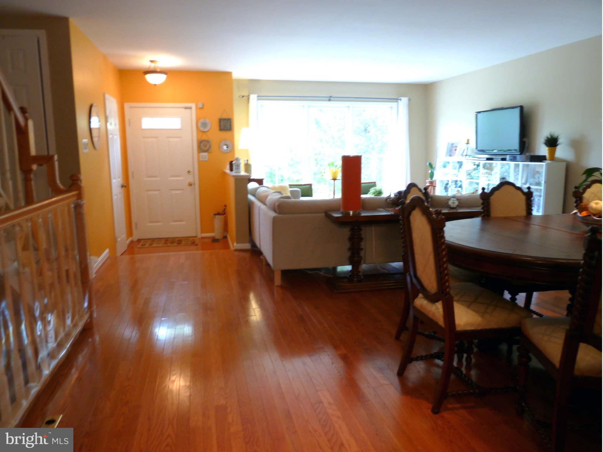 8327 Ridge Crossing Lane Springfield, VA 22152 - Photo 5 of 25 Interior (General)