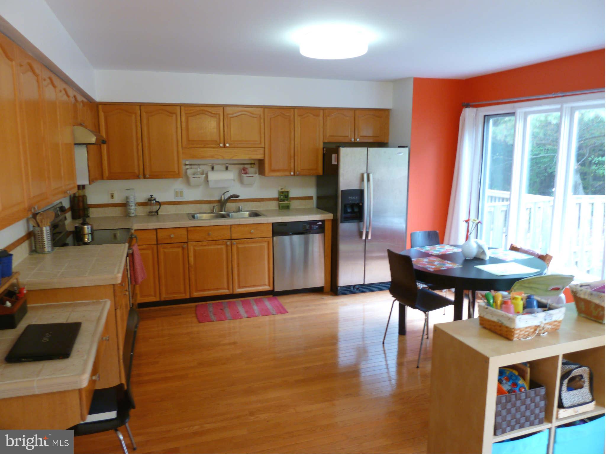 8327 Ridge Crossing Lane Springfield, VA 22152 - Photo 8 of 25 Kitchen