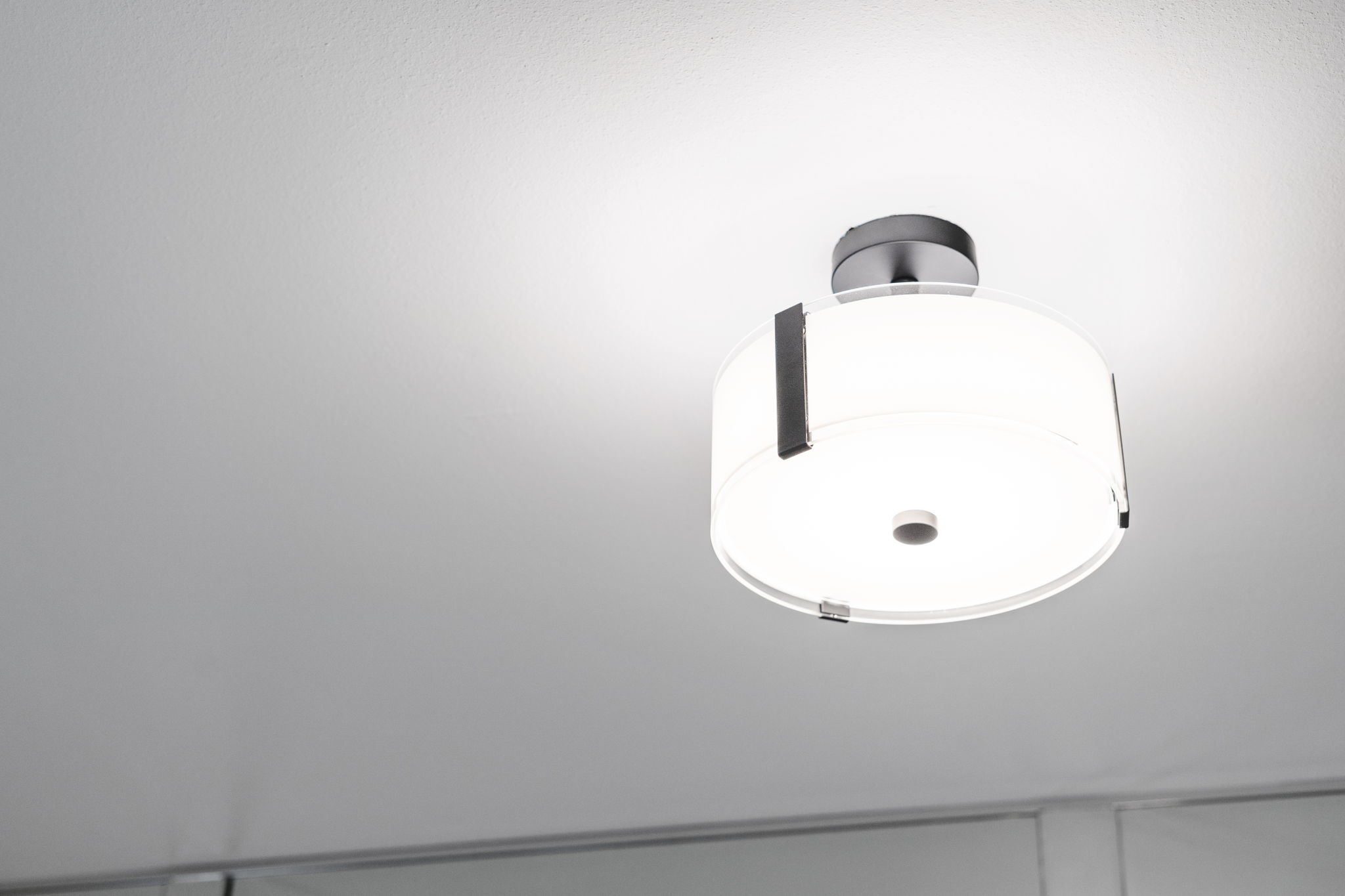 7392 Regency Square Court, Unit 7392 Houston, TX 77036 - Photo 6 of 32 Recently updated with modern LED light fixtures.