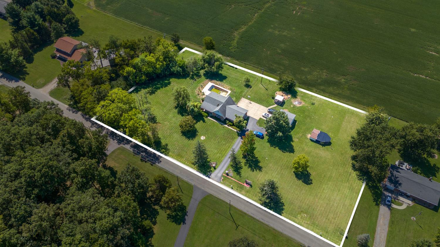 2134 State Line Road Lawrenceburg, IN 47060 - Photo 4 of 57 Gallery Image 4