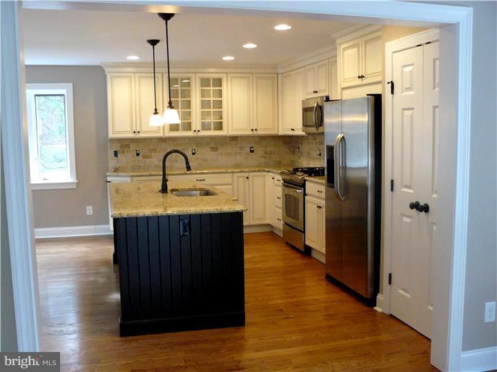552 Howe Road Merion Station, PA 19066 - Photo 6 of 17 Kitchen