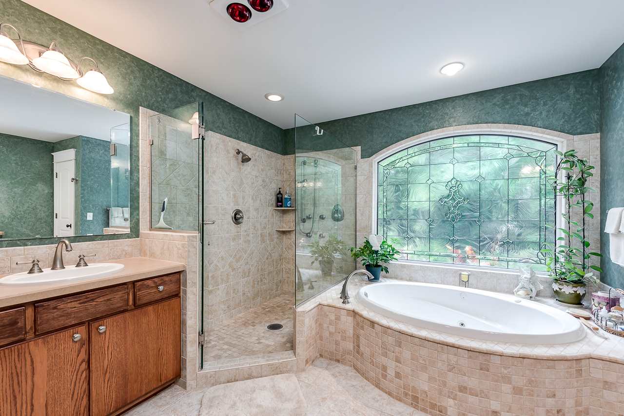 203 West River Road Kawkawlin, MI 48631 - Photo 17 of 27