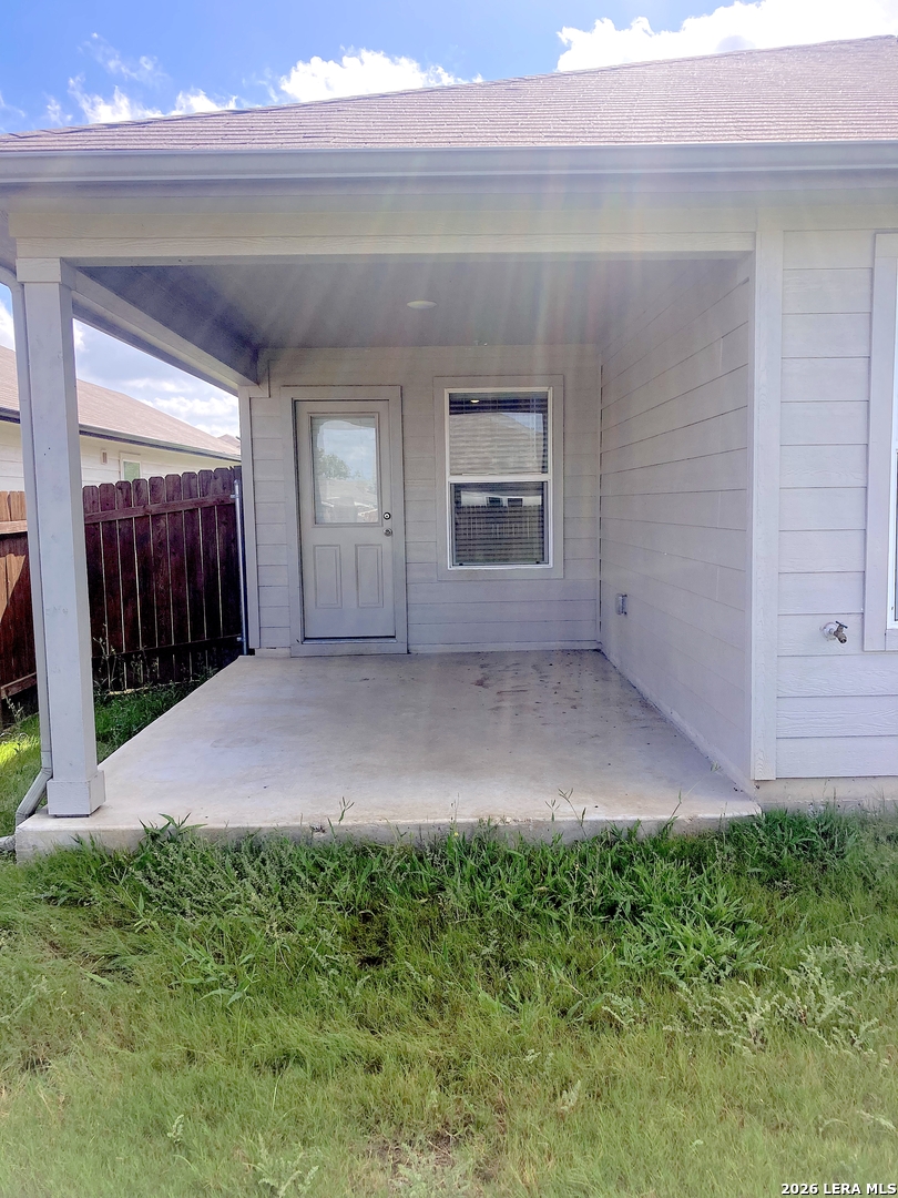 404 Chaco Loop Seguin, TX 78155 - Photo 16 of 18