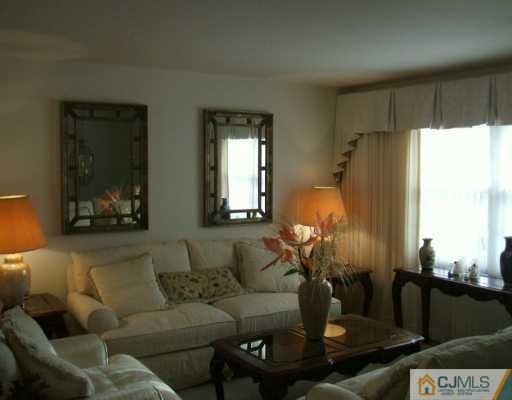 1101 Brookside Road Piscataway, NJ 08854 - Photo 3 of 5