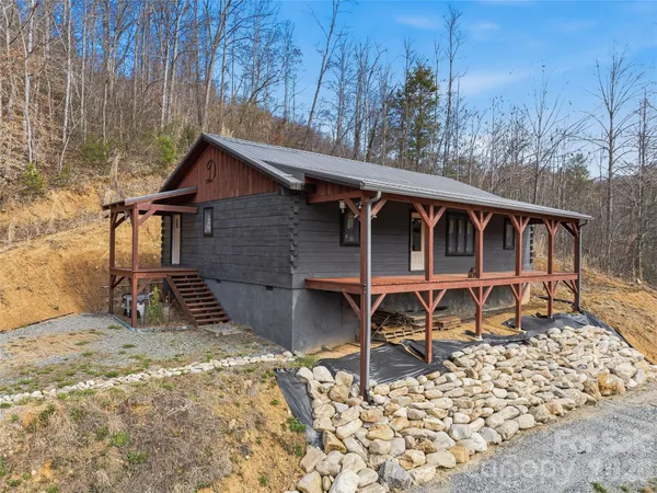 $450,000 | 182 Whittemore Branch Road, Barnardsville, NC 28709