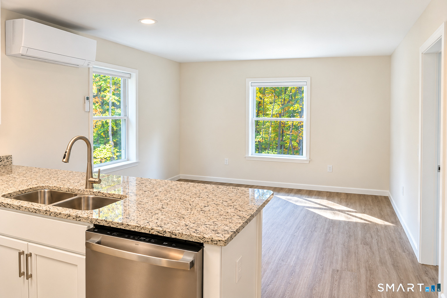 385 Woodbine Road, Unit A Stamford, CT 06903 - Photo 4 of 14 Gallery Image 4