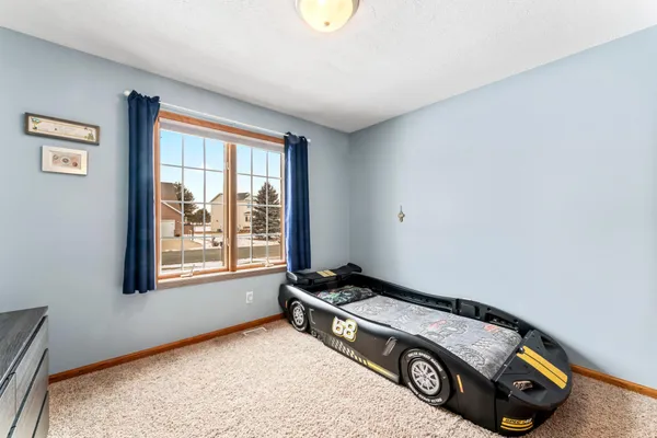 $519,000 | 701 Carnoustie Place Southeast, Pine Island, MN 55963