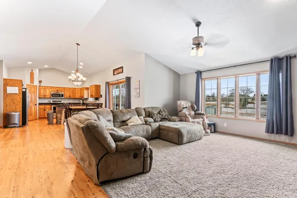 $519,000 | 701 Carnoustie Place Southeast, Pine Island, MN 55963