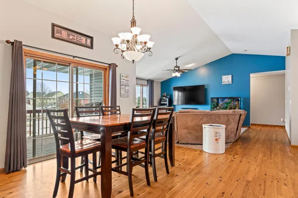 $519,000 | 701 Carnoustie Place Southeast, Pine Island, MN 55963