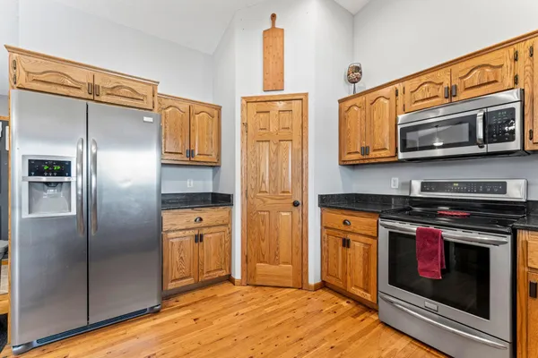 $519,000 | 701 Carnoustie Place Southeast, Pine Island, MN 55963