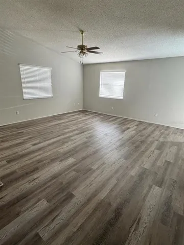 $1,350 | 190 Rebecca Drive Northeast, Winter Haven, FL 33881