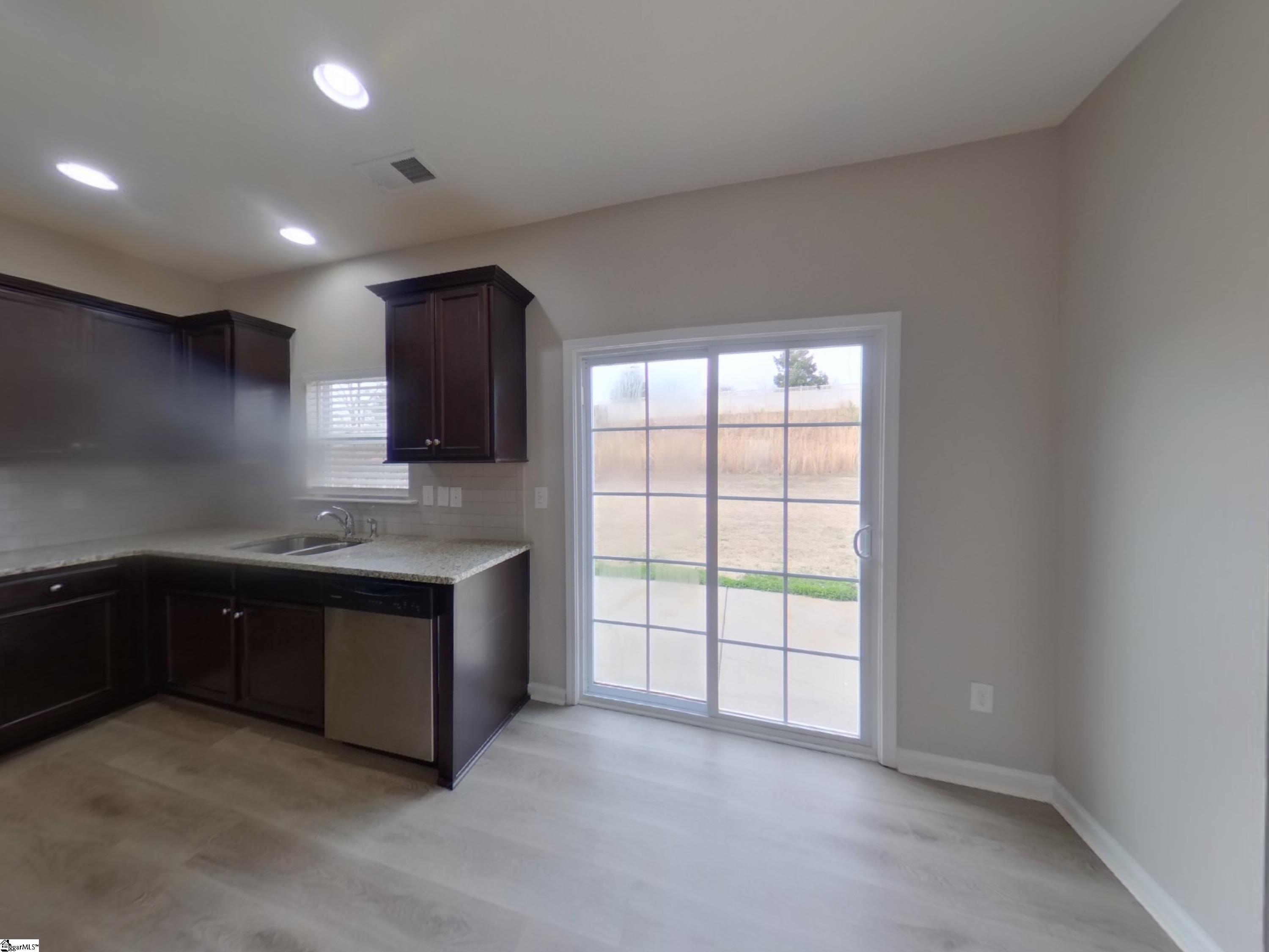 321 New Spring Lane Boiling Springs, SC 29316 - Photo 5 of 19