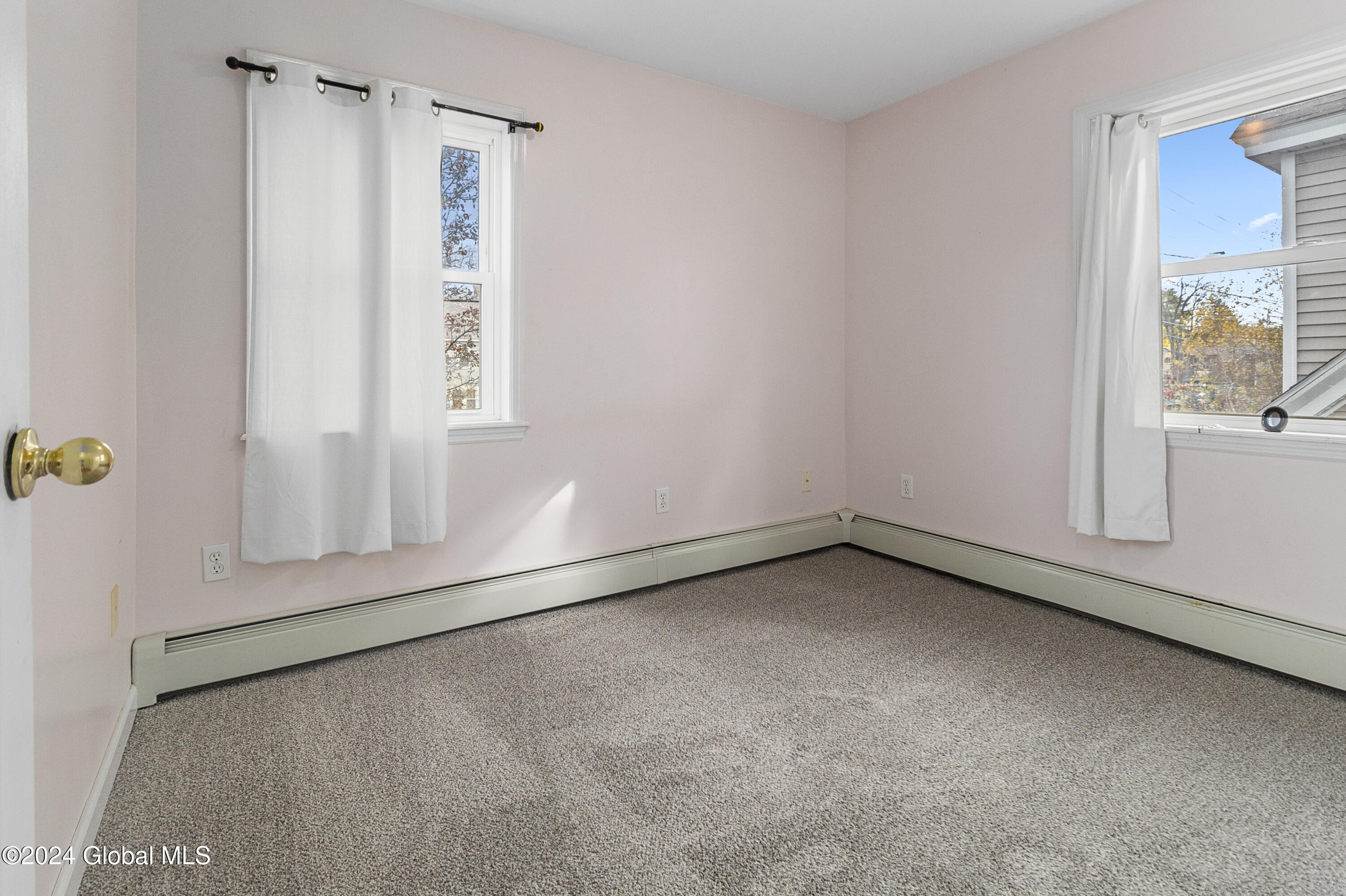 2110 Eastern Parkway Schenectady, NY 12309 - Photo 14 of 19 Bedroom