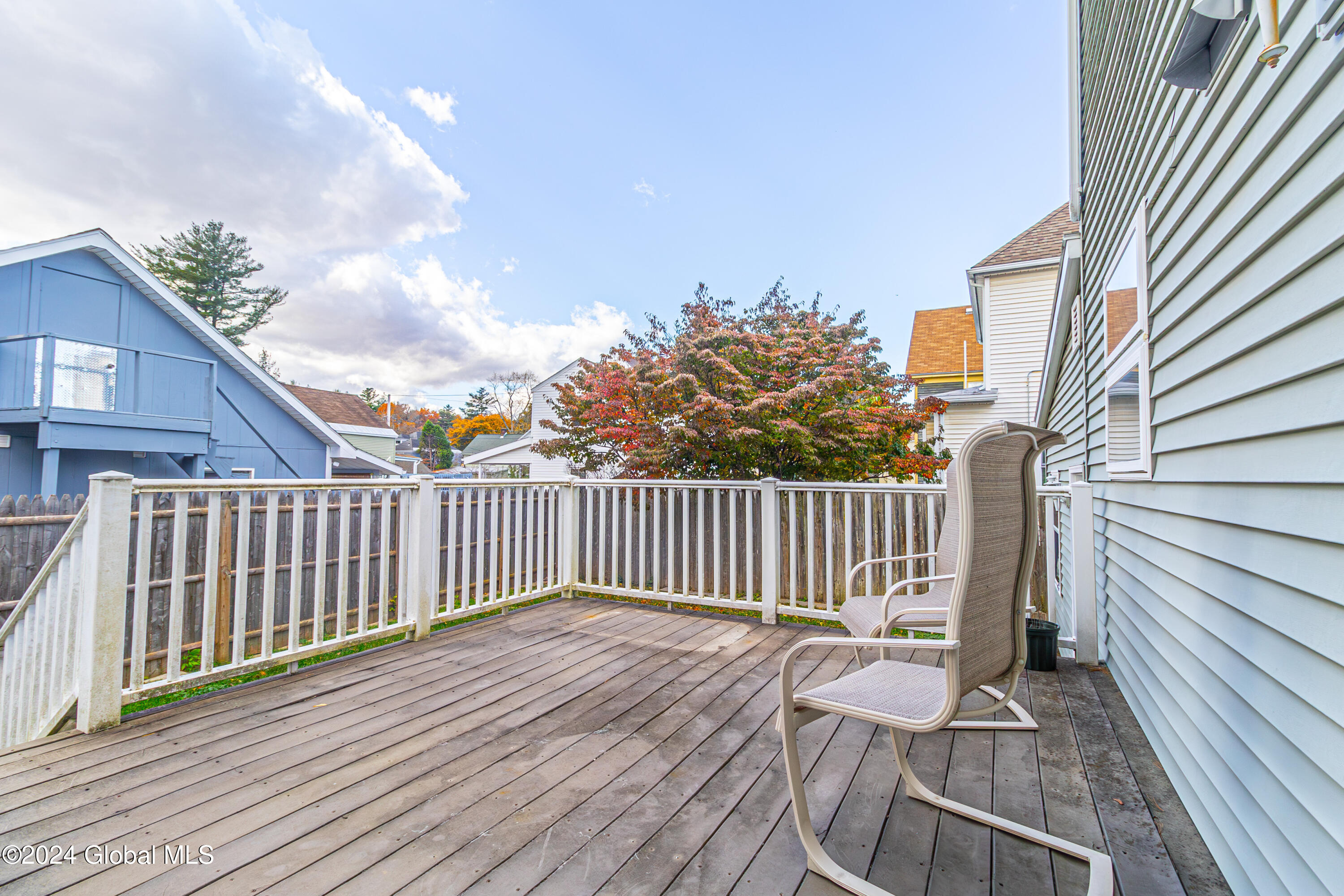 2110 Eastern Parkway Schenectady, NY 12309 - Photo 15 of 19 Back Deck