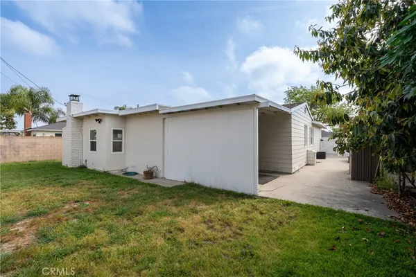 $855,000 | 6301 Indiana Avenue, Long Beach, CA 90805