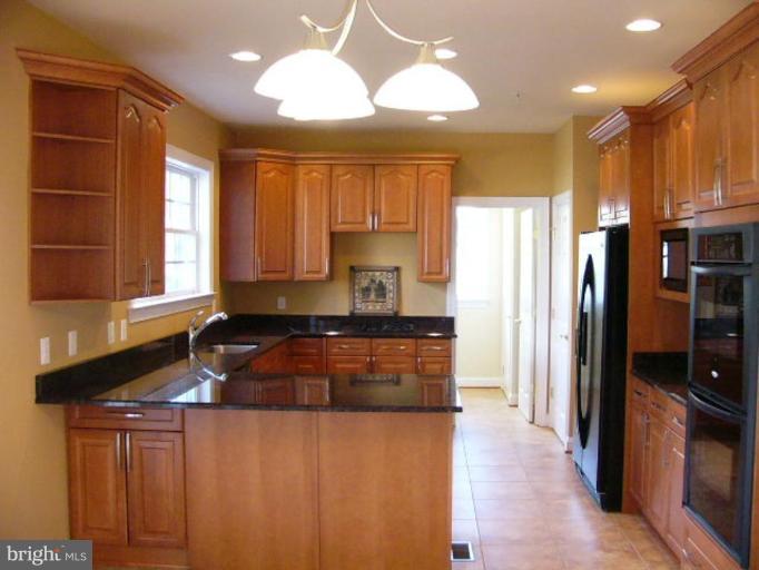 809 Fairland Road Silver Spring, MD 20904 - Photo 7 of 12 Kitchen #2
