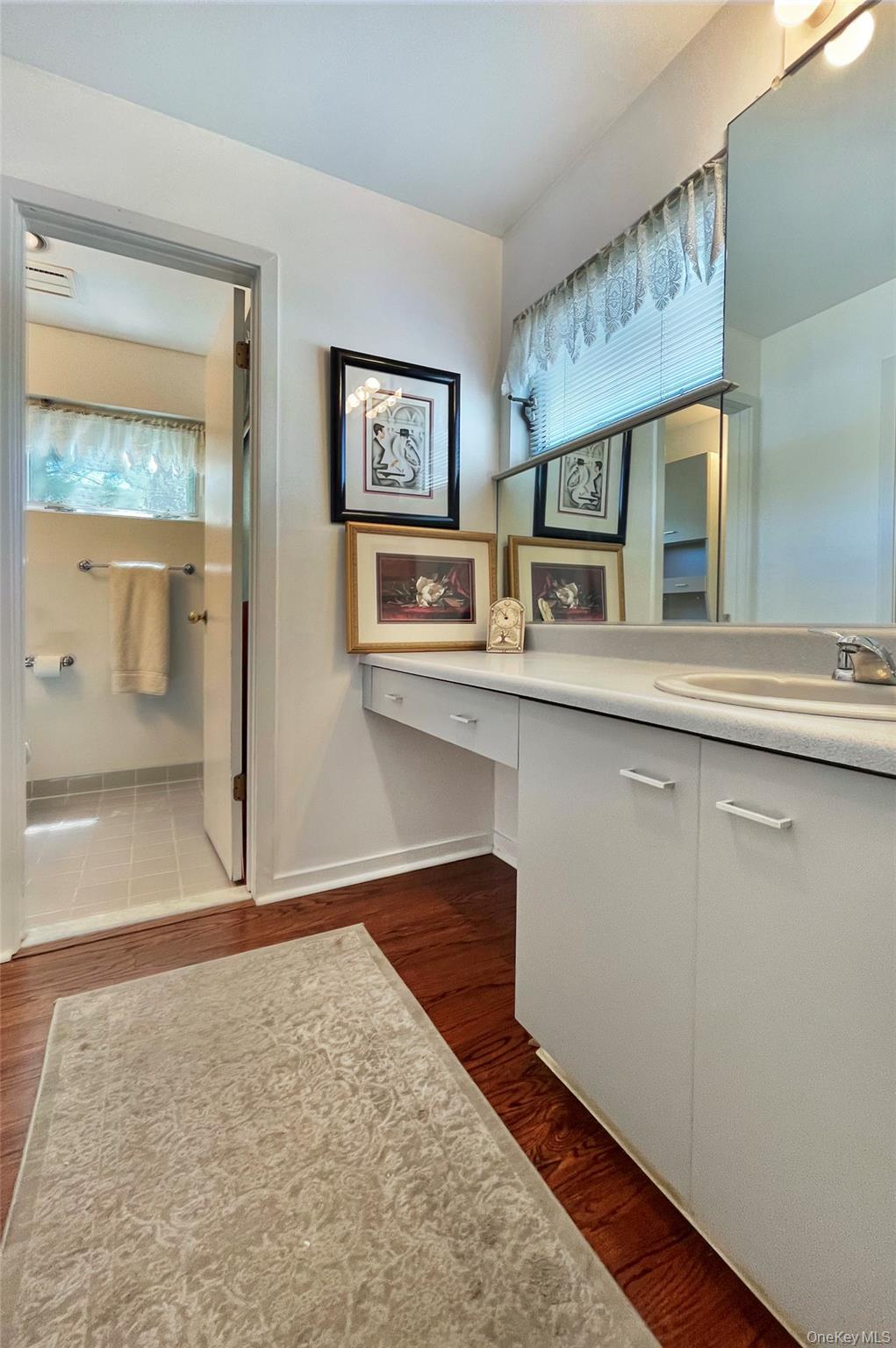 407 Arlin Road, Unit 407 Monroe, NY 10950 - Photo 23 of 33 Primary bathroom